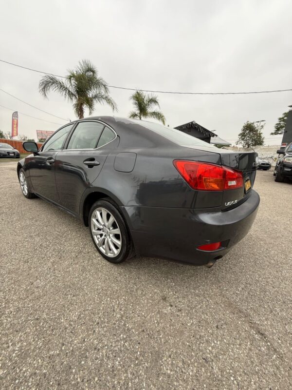 2007 lexus  is 250 - Image 5
