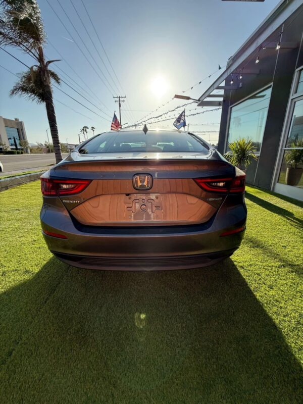 2021 Honda Insight Sistema ECON para máximo ahorro de combustible - Image 5