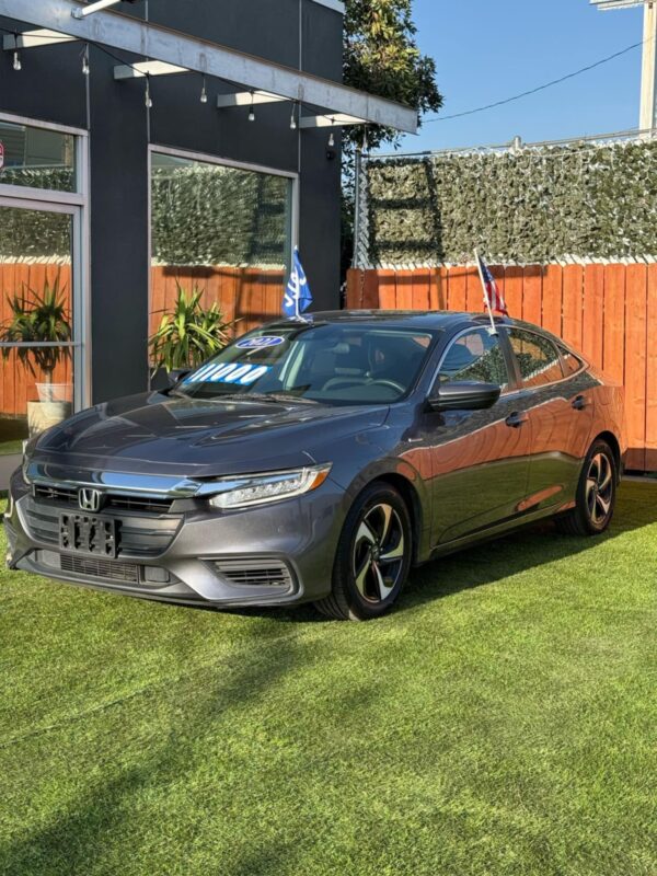 2021 Honda Insight Sistema ECON para máximo ahorro de combustible - Image 2