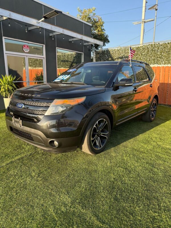 2015 Ford Explorer - Image 5