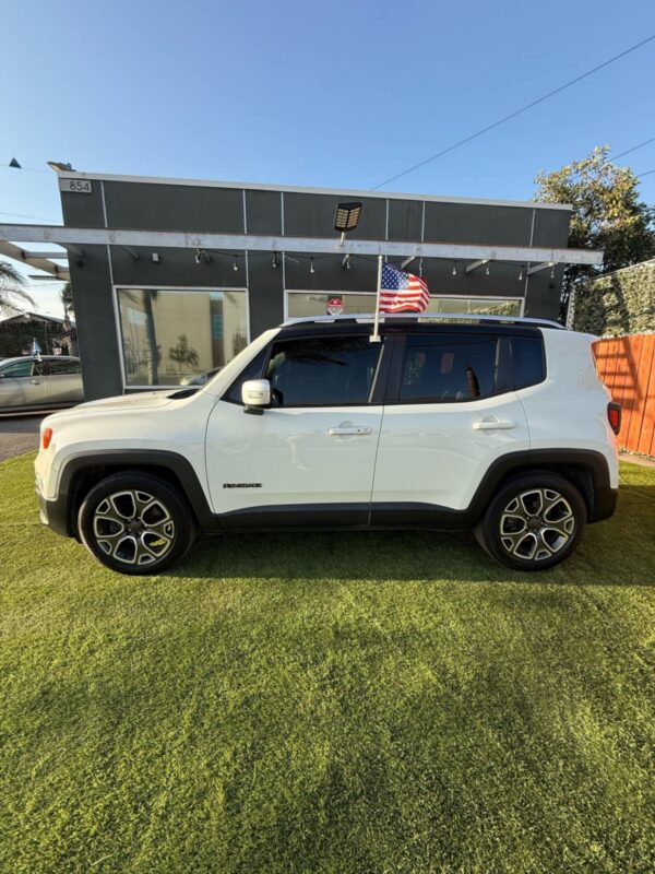 2016 jeep renegade - Image 5