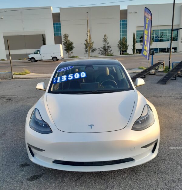 2021 Tesla Model 3 - Image 9