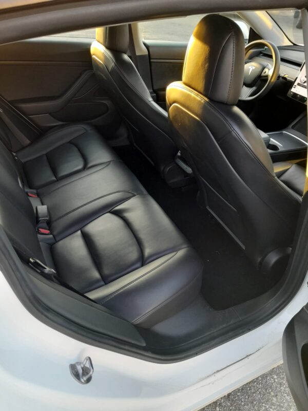 2021 Tesla Model 3 - Image 12