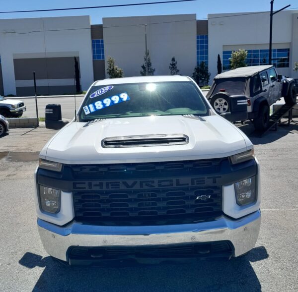 2020 Chevrolet silverado 2500 HD - Image 3