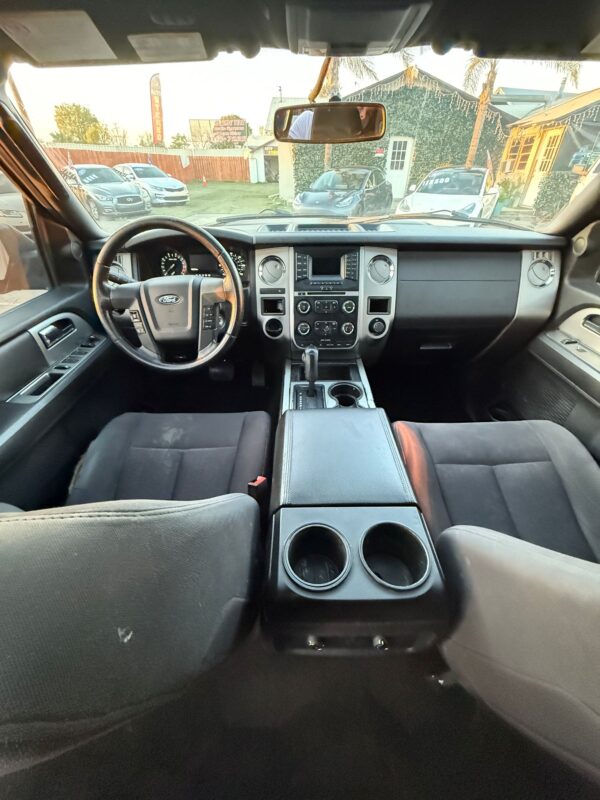 2015 Ford Expedition - Image 5