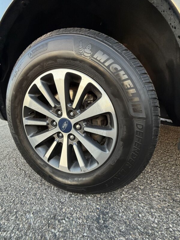 2015 Ford Expedition - Image 7