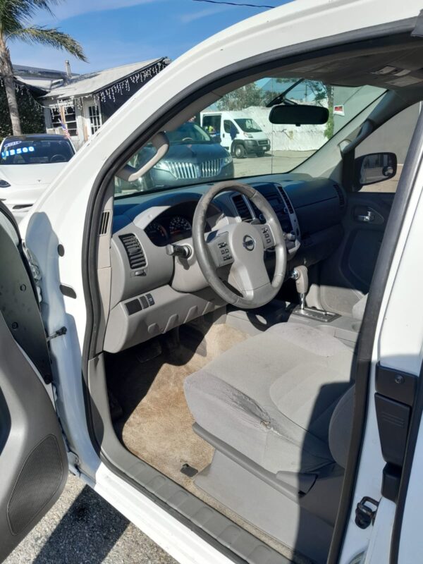 2015 Nissan Frontier - Image 4