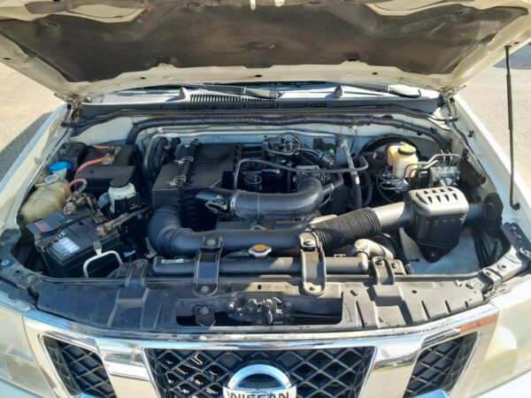 2015 Nissan Frontier - Image 2