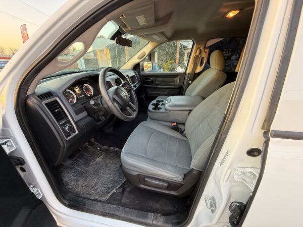 2015 Ram 1500 - Image 9