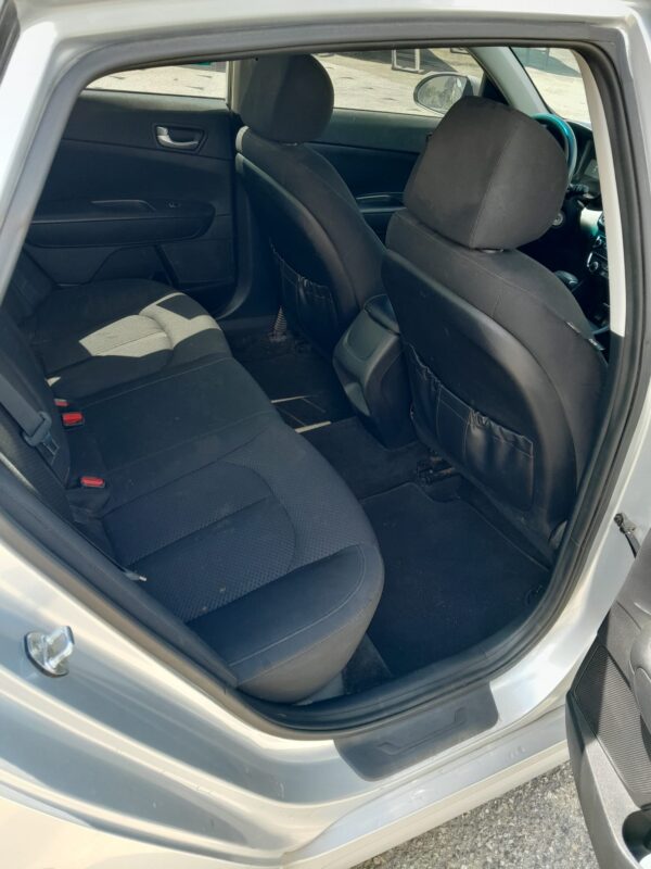 2018 Kia Optima - Image 2