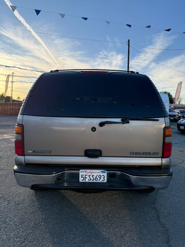 2004  Chevrolet Tahoe - Image 2