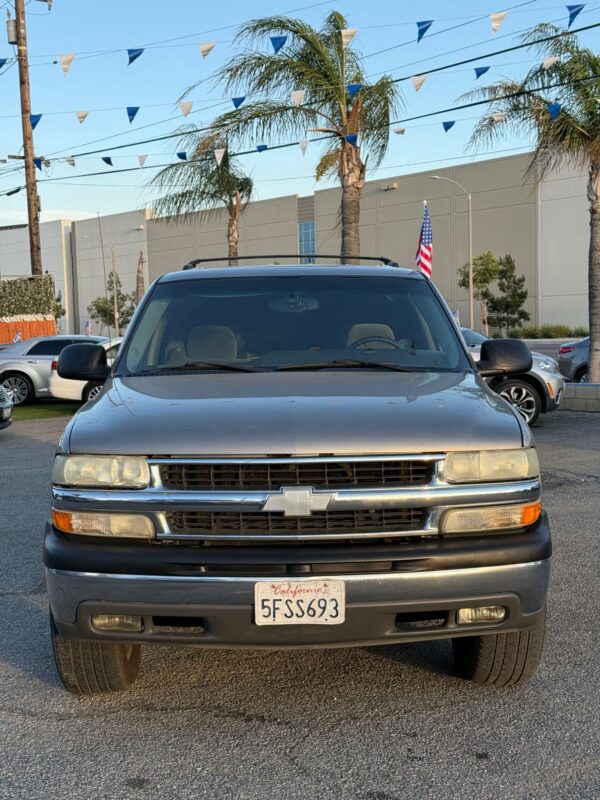 2004  Chevrolet Tahoe - Image 11