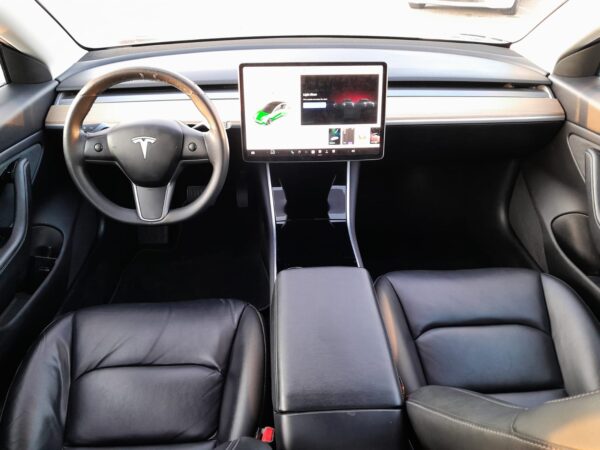2019 Tesla Model 3 - Image 10