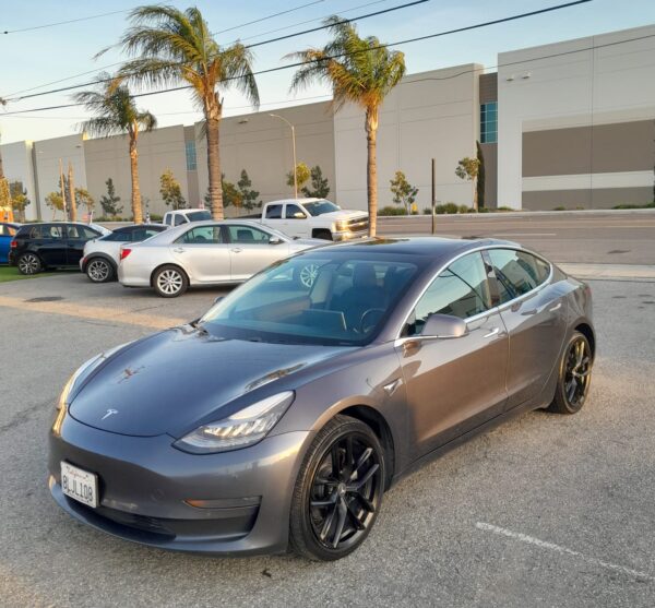 2019 Tesla Model 3 - Image 11