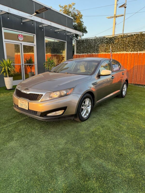 2018 Kia Optima - Image 6