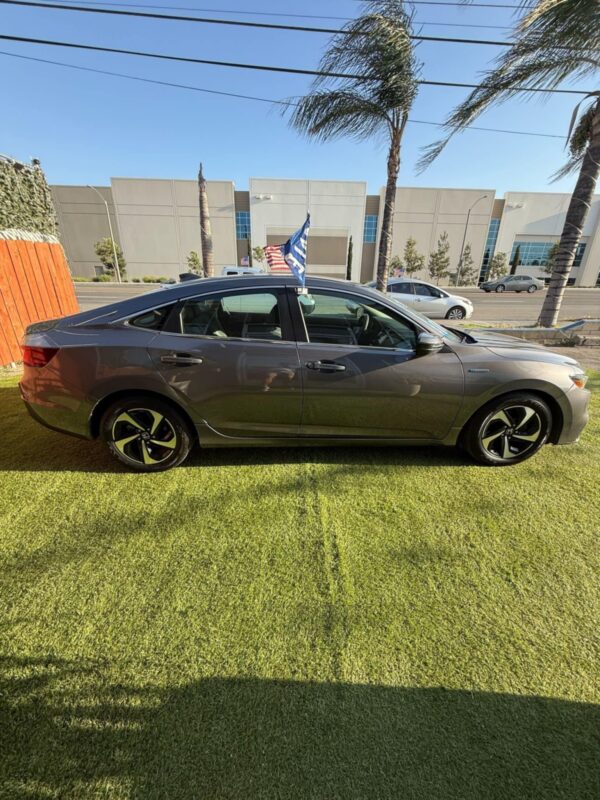 2021 Honda Insight Sistema ECON para máximo ahorro de combustible - Image 8