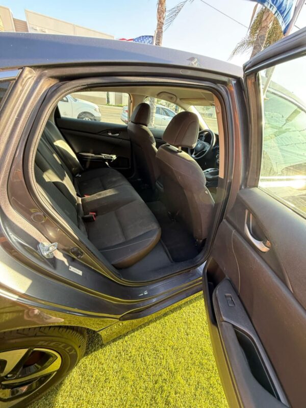 2021 Honda Insight Sistema ECON para máximo ahorro de combustible - Image 7